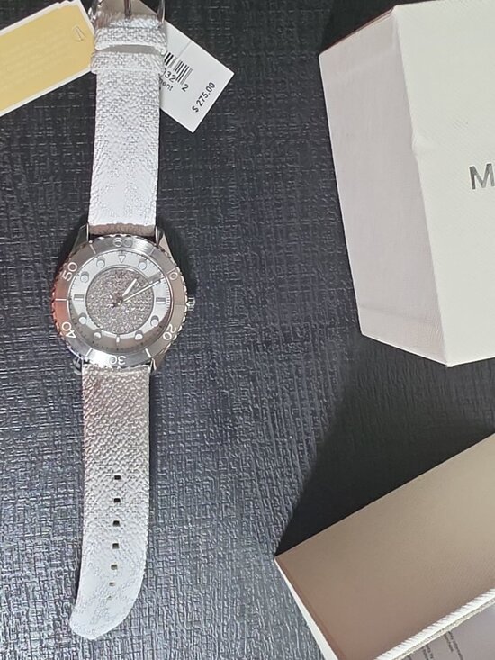 Michael Kors Women’s Quartz Watch 41mm Silver Glitter Dial PVC Strap main image 8